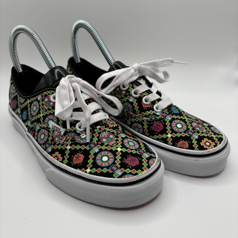 Vans Authentic Shoes Womens 6 Black Dia De Los Muertos Sugar Skulls Low Top GITD